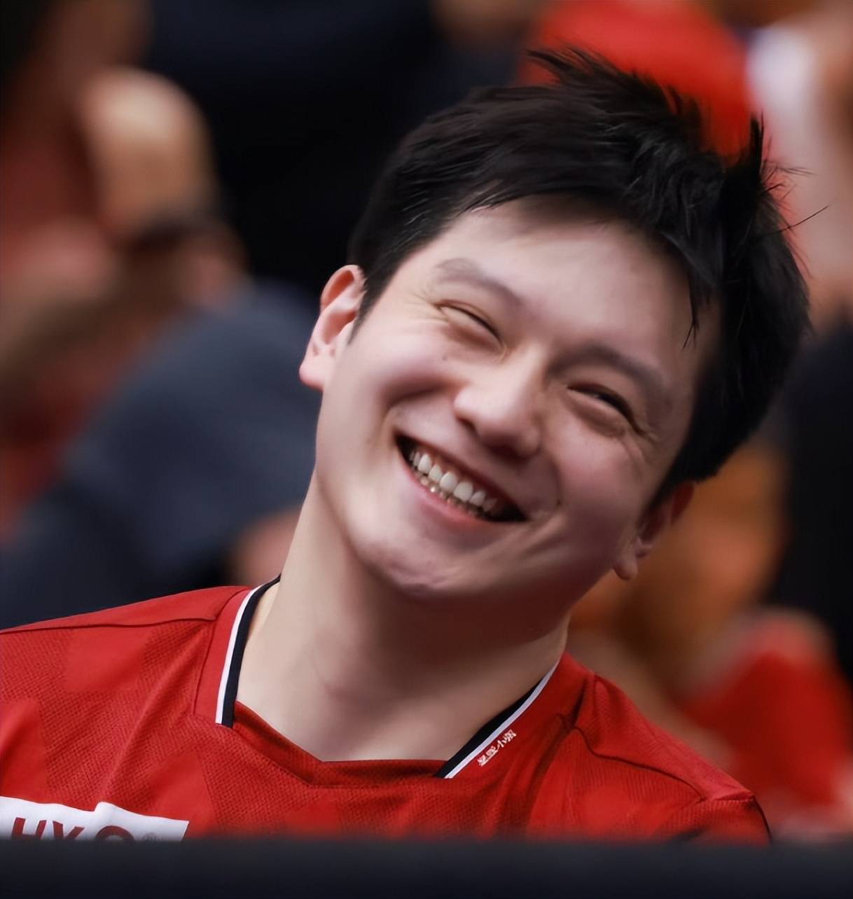 金年会体育-赛地聚焦：德国杯窗口期热度飙升，上海久事扳平良机，质疑声仍在，控场能力受关注的简单介绍